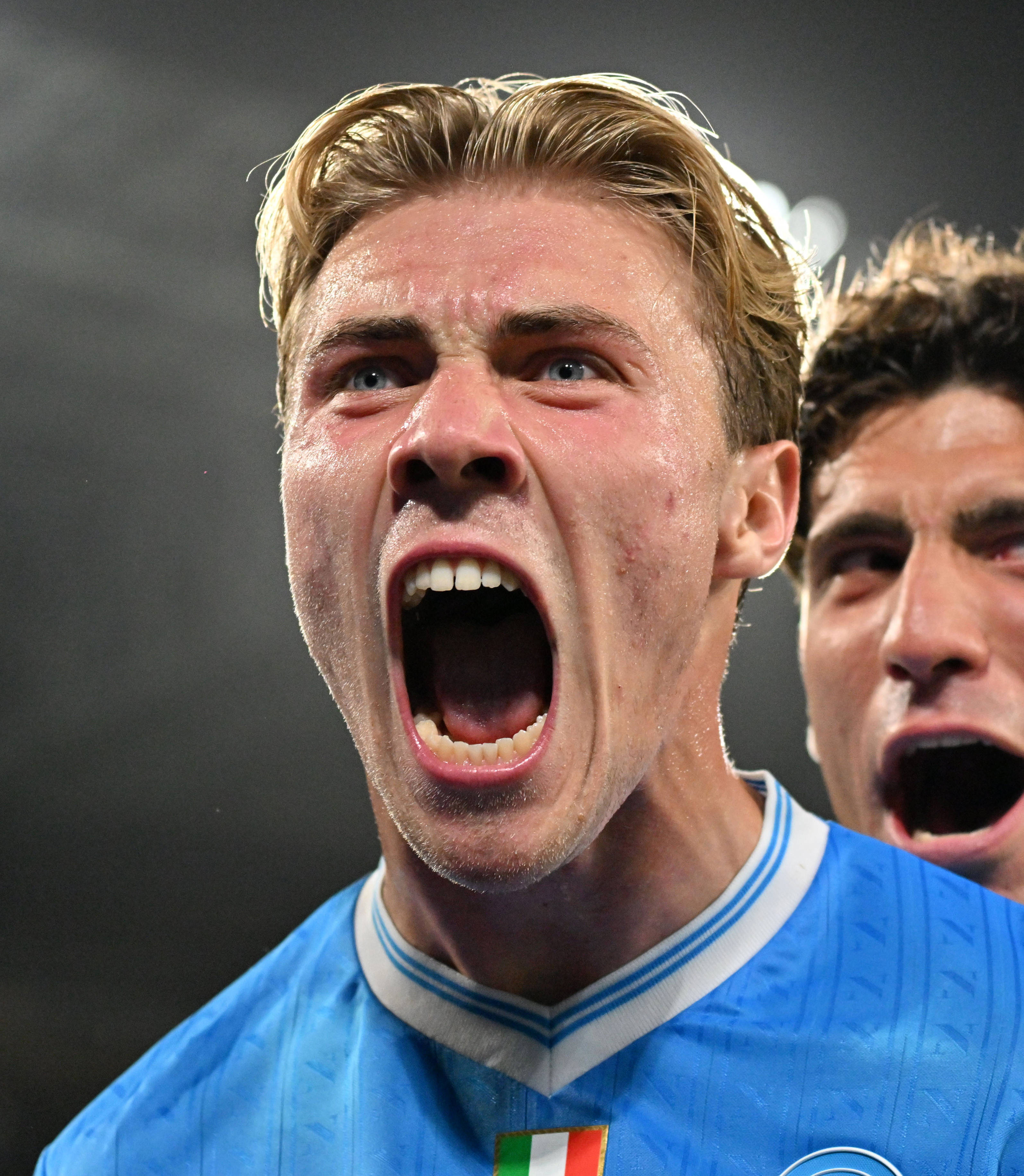 （体育）足球——意甲：那不勒斯胜热那亚