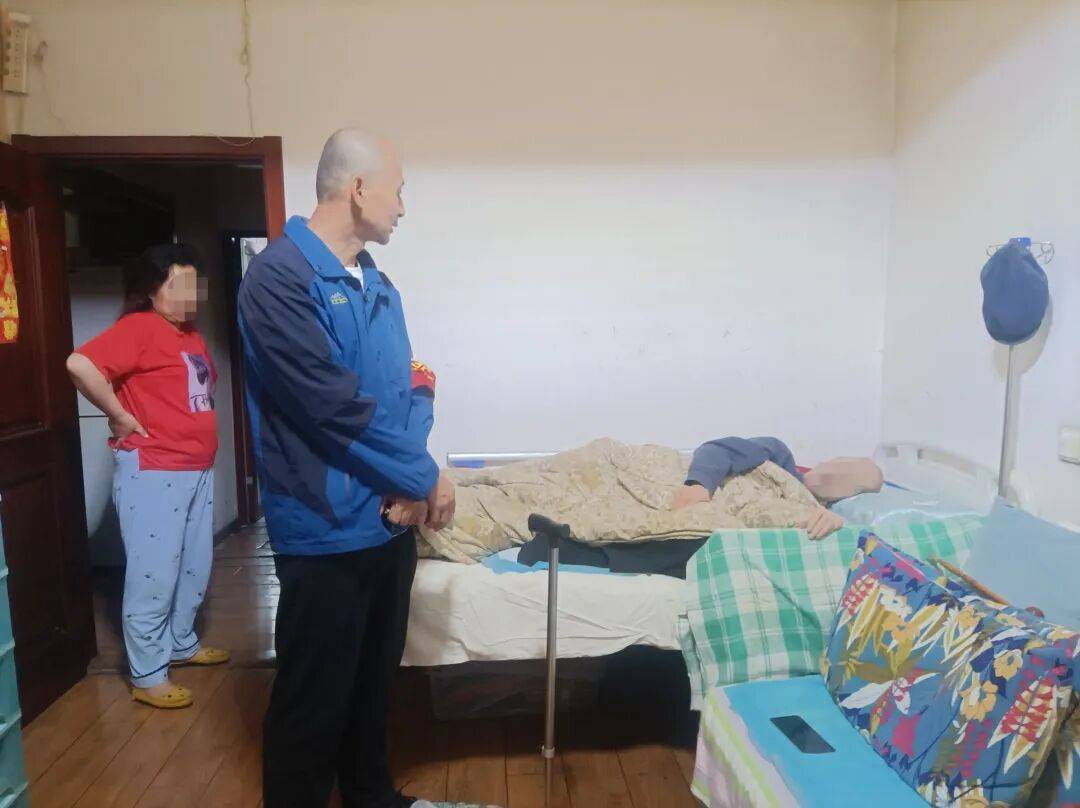 北京一市民国庆出京游，凌晨接到父亲家中火警提示……