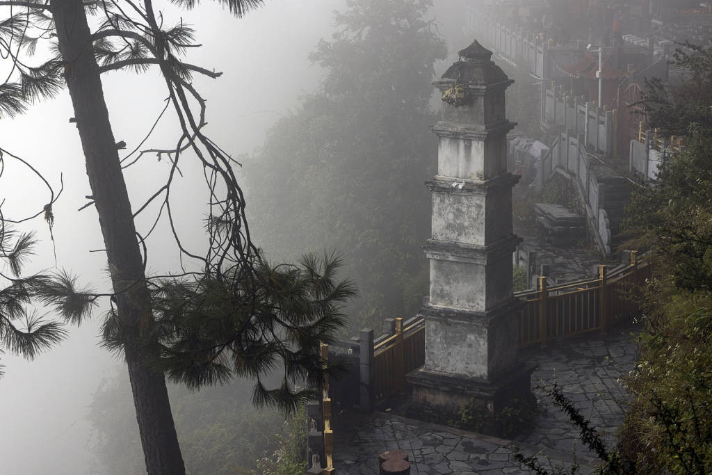 舒瑜：不是苍山洱海，从鸡足山进入大理的多重世界
