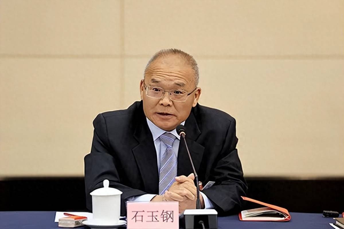 云南省委副书记石玉钢，有新职