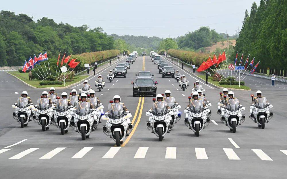 图讯丨金正恩为习近平举行欢送仪式