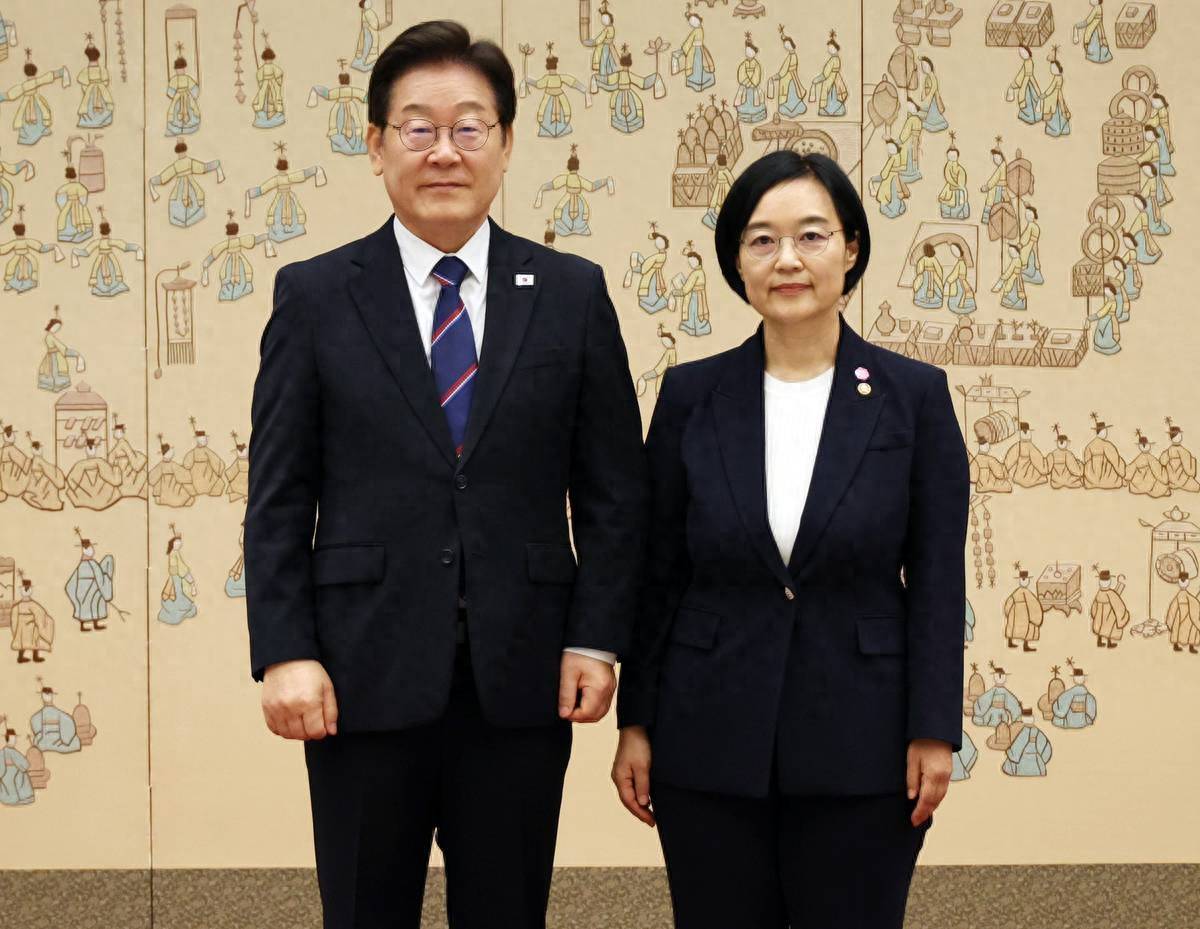 打破韩国20年惯例,李在明选举大胜后,火速提名女总理人选,中韩有望深化合作